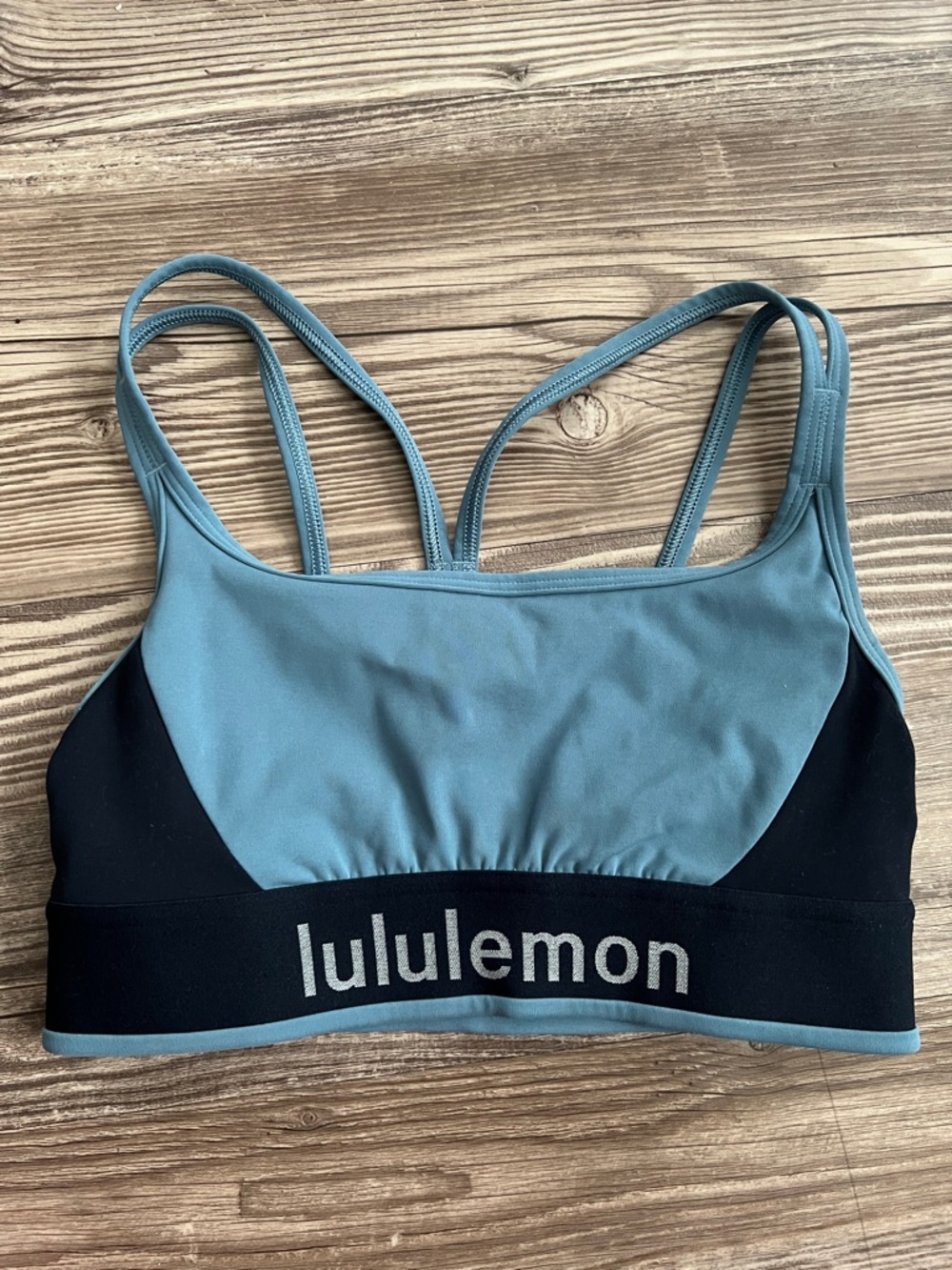 Lululemon Logo Train Strappy Bra *Light Support B/C Cup True Navy / Utility Blue